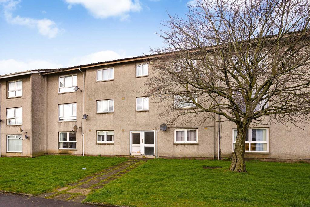 Elizabethan Way, Renfrew 2 bed flat for sale £70,000