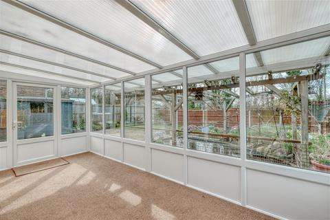 5 Alveley Close, Redditch, B98 0JD