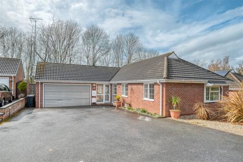5 Alveley Close, Redditch, B98 0JD