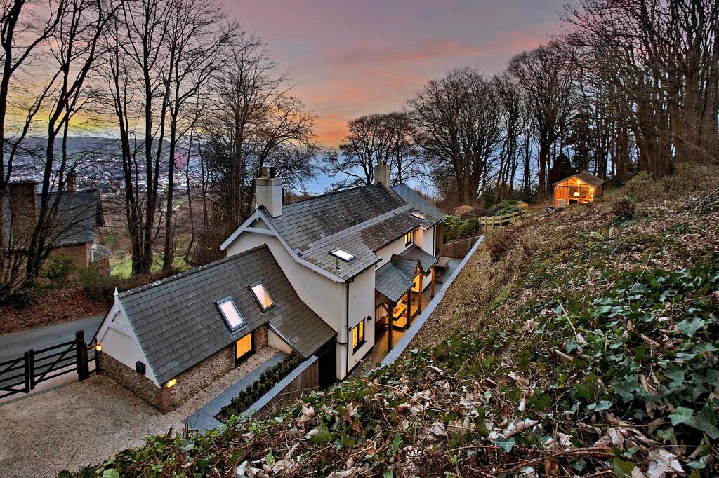 Peak Hill Road, Sidmouth, Devon, EX10 6 bed detached house for sale £