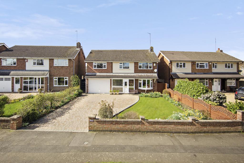 Barton Road, Barton Seagrave, NN15 4 bed detached house for sale £455,000