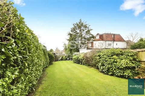 undefined, Golders Green Road, Golders Green, NW11