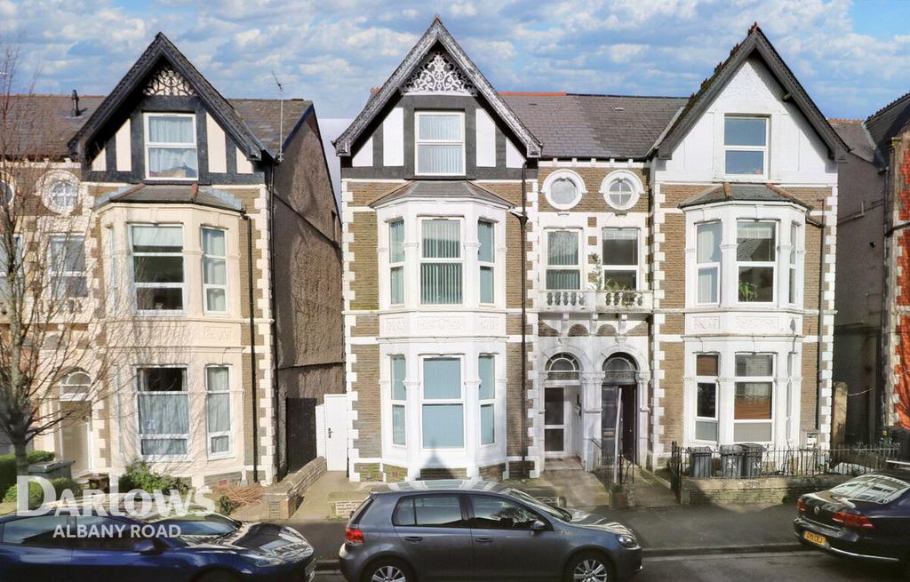Connaught Road, Cardiff 2 bed apartment for sale £200,000