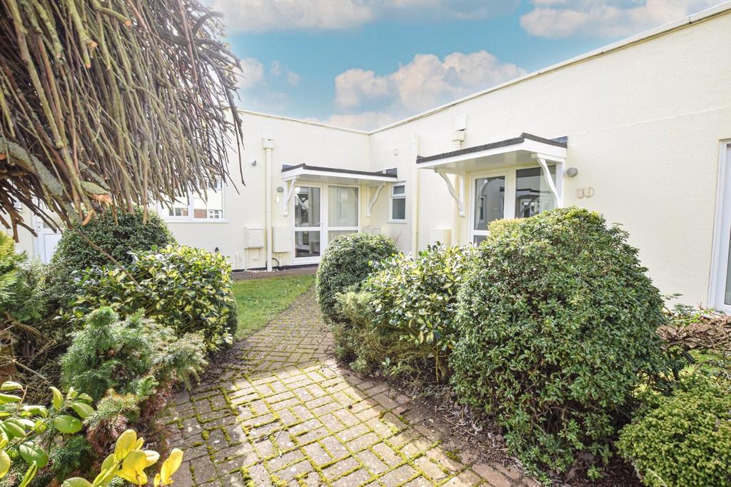 Hunstanton 2 bed apartment for sale £284,500