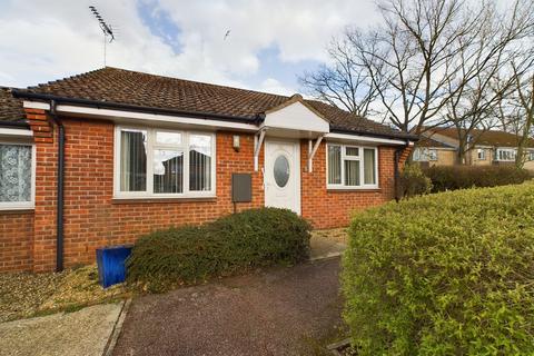 2 bedroom terraced bungalow for sale - The Orchard, Brandon