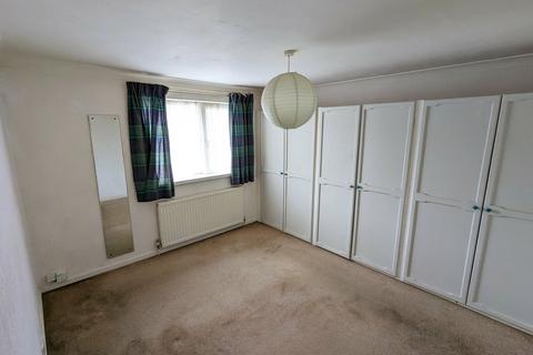5 Arlescote Road, Solihull, B92 9HX