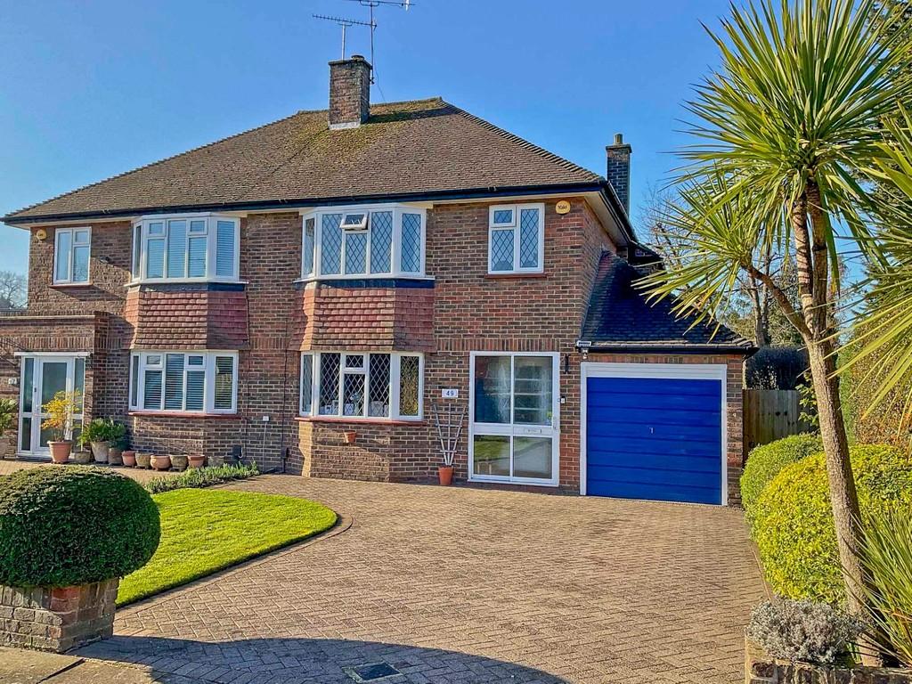 Raisins Hill Pinner Ha5 3 Bed Semi Detached House For Sale £785 000