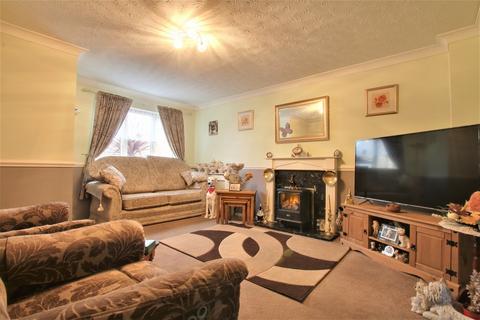 3 bedroom detached house for sale, Cedar Avenue, Doddington