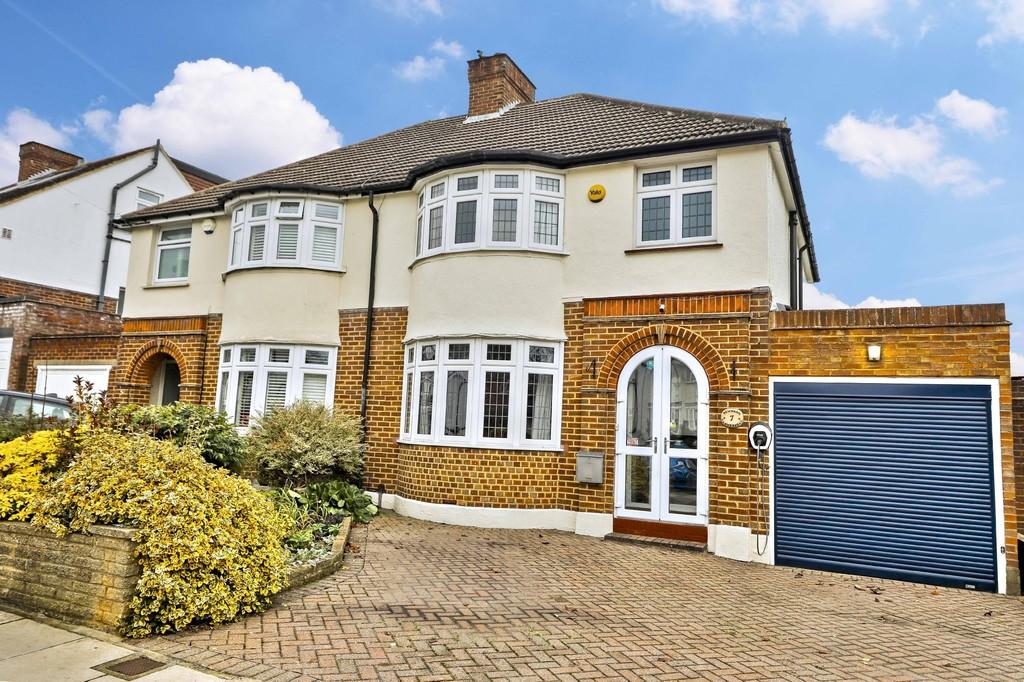 Newnham Avenue, Ruislip HA4 3 bed semidetached house for sale £800,000
