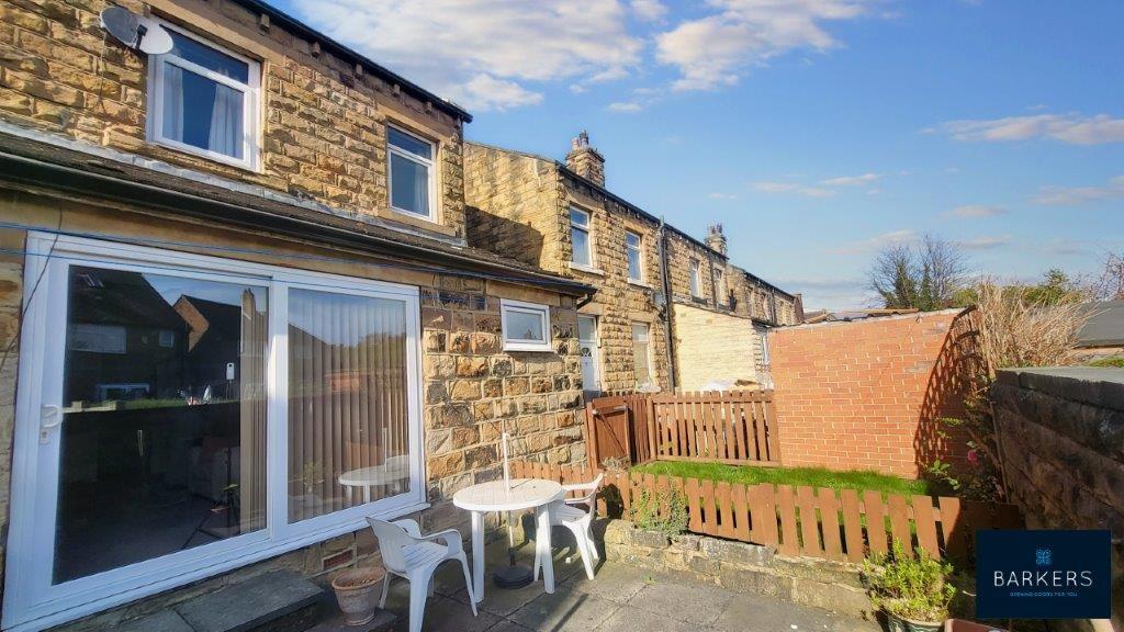 Leeds Road, Dewsbury 2 bed terraced house for sale £89,950