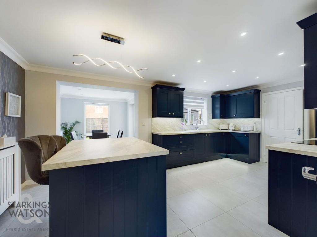 Jeckyll Road, Wymondham 4 bed detached house for sale £350,000
