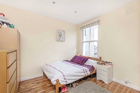 3 bedroom flat to rent - Landor Road, London, SW9