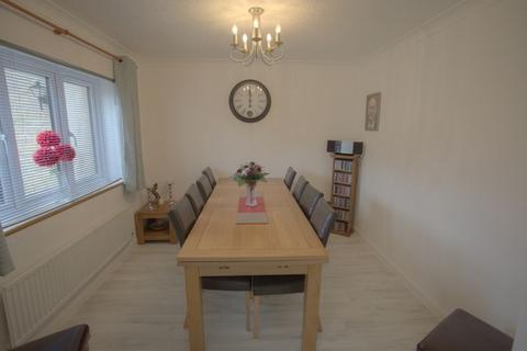 2 Blackdown View, Curry Rivel, Langport, TA10 0ER