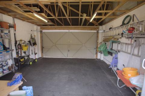 2 Blackdown View, Curry Rivel, Langport, TA10 0ER