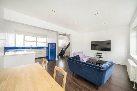 3 bedroom flat for sale - Churchill Gardens, London, SW1V