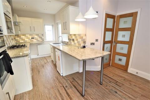 3 bedroom terraced house for sale - Eric Avenue, Thornaby, Stockton-On-Tees TS17 7JJ
