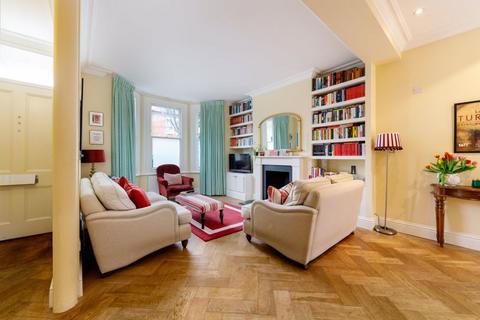 39 Roxwell Road, London, W12 9QE