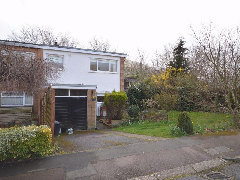 Knoll Road, Abergavenny 4 bed semidetached house £325,000