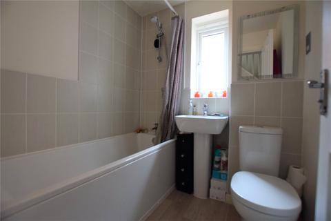 3 bedroom end of terrace house for sale - 33 Churchill Close, Newport, Shropshire