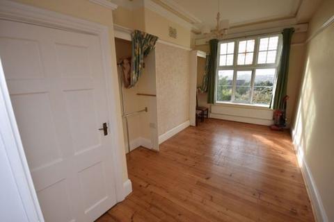 2 bedroom apartment to rent, Broadparks Close, Exeter