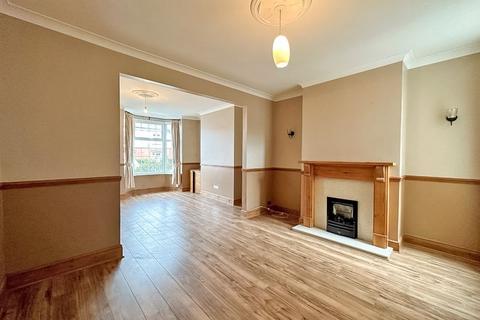 52 Lichfield Road, Bloxwich, Walsall, WS3 3LY