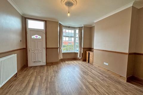 52 Lichfield Road, Bloxwich, Walsall, WS3 3LY