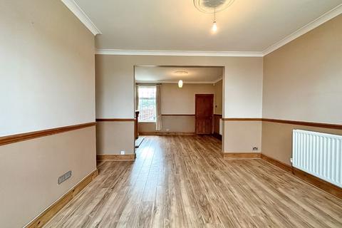 52 Lichfield Road, Bloxwich, Walsall, WS3 3LY