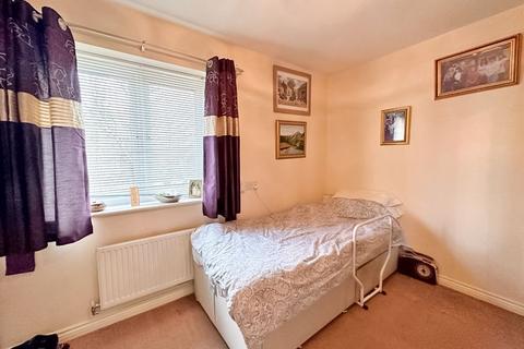 62a Bell Lane, Bloxwich, Walsall, WS3 2JW