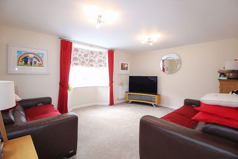 Haslingden Crescent, LOWER GORNAL... 4 bed detached house £380,000