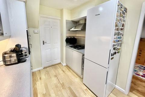 42 Allington Road, Paddock Wood, Tonbridge, TN12 6AN