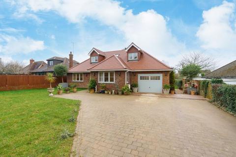 Clementine Cottage Valley Road, Studham, Dunstable, LU6 2NN