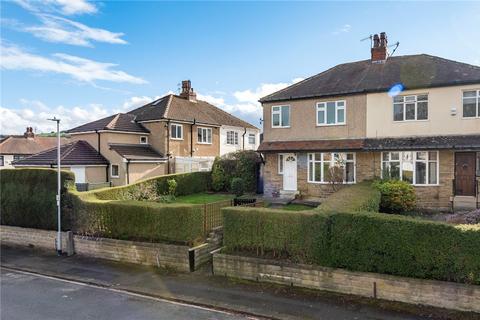3 bedroom semi-detached house for sale - Netherhall Road, Baildon, West Yorkshire, BD17