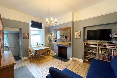 11 Danes Drive, Glasgow, G14 9HZ