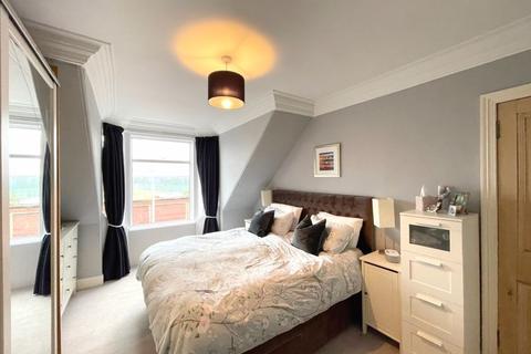 11 Danes Drive, Glasgow, G14 9HZ