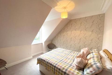 11 Danes Drive, Glasgow, G14 9HZ
