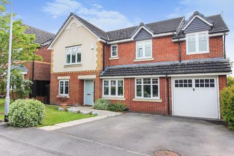 34 Ashenhurst Way, Leek, ST13 5SB