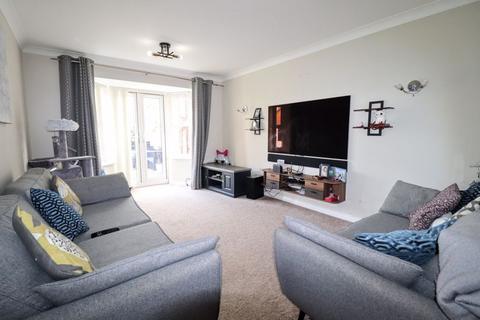 4 bedroom detached house for sale, Whalley Drive, Milton Keynes