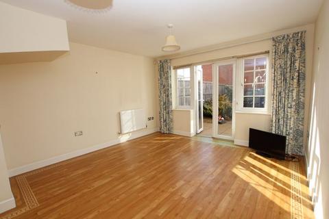 2 bedroom terraced house to rent, CHRISTCHURCH TOWN CENTRE