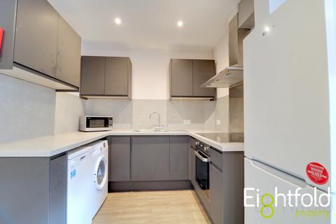 6 bedroom terraced house to rent, Dudley Road, Brighton