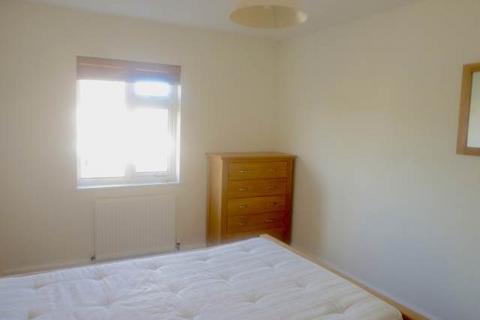 4 bedroom house to rent - Suez Road, ,
