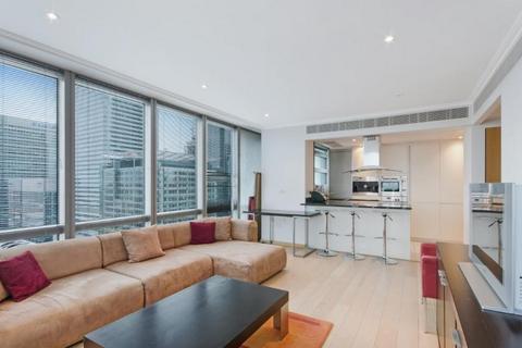 2 bedroom flat to rent - West India Quay, London, E14 4EF