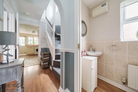 3 bedroom detached house for sale - Czarina Rise, Basildon, SS15