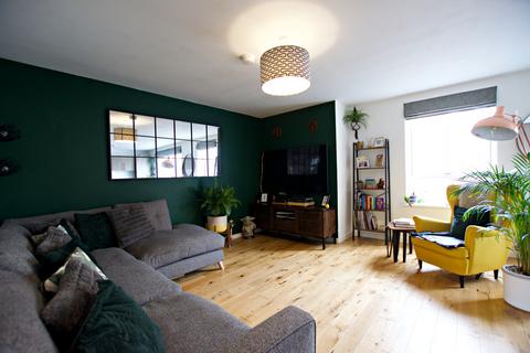 2 bedroom flat for sale - /2, 5 Dalmeny Gate, Glasgow, Lanarkshire