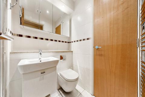 2 bedroom apartment to rent - County Hall Apartments, SE1