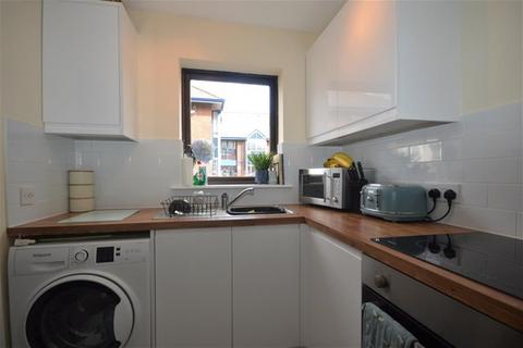 1 bedroom flat for sale, Peakes Place, Granville Road, St. Albans