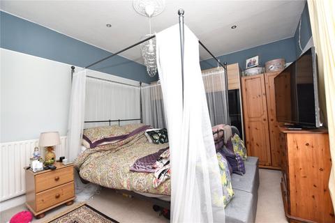 119 Wakefield Road, Drighlington, Bradford, BD11 1DH