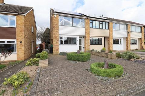 3 bedroom end of terrace house for sale - Darley Road, Burbage, Leicestershire, LE10 2RL