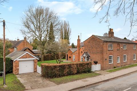 3 bedroom detached house for sale - Knutsford Road, Wilmslow, Cheshire, SK9