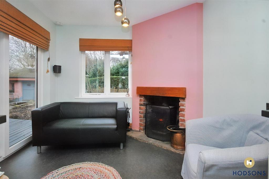 Kitchen Seating Area