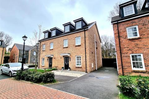 4 bedroom townhouse for sale - Mansion Gardens, Penllergaer, Swansea